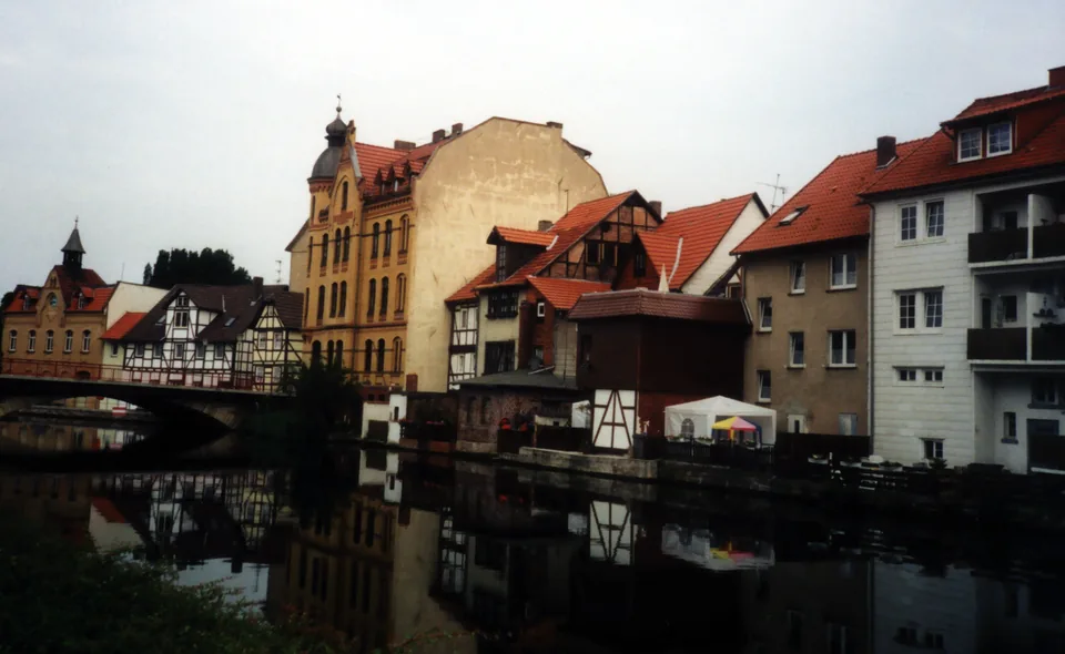Häuser am Wasser in Eschwege-Brückenhausen